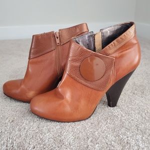 Vince Camuto button bootie